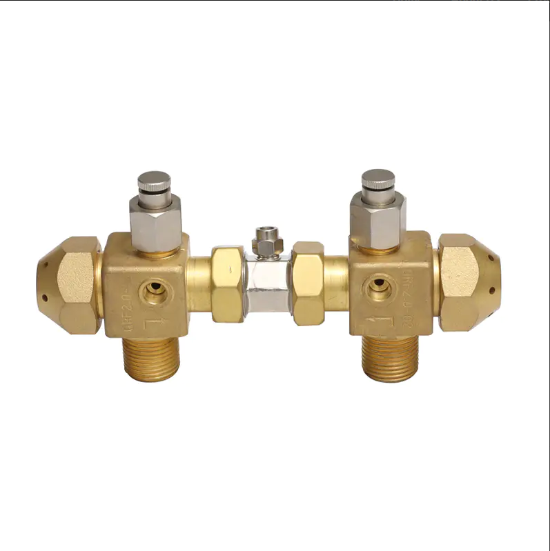 An féidir le cúpláin píobáin dóiteáin réabadh nó sceitheadh ​​faoi shreabhadh uisce ardbhrú?